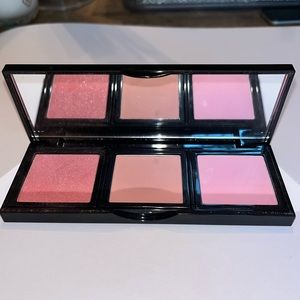 NWOT Bobbi Brown Blush Trio Palette